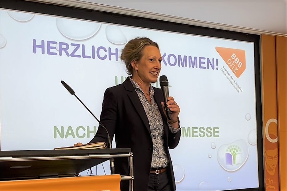 ... Daniela Thies, Schulleiterin der BBS, eröffneten die diesjährige Umwelt- und Nachhaltigkeitsmesse