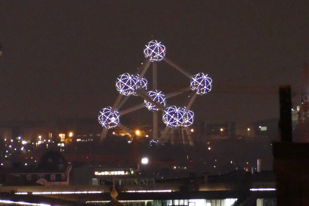 Ein Blick auf das Atomium