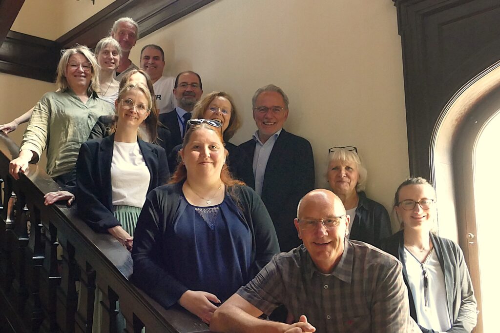 Gruppenbild mit Botschafterin
