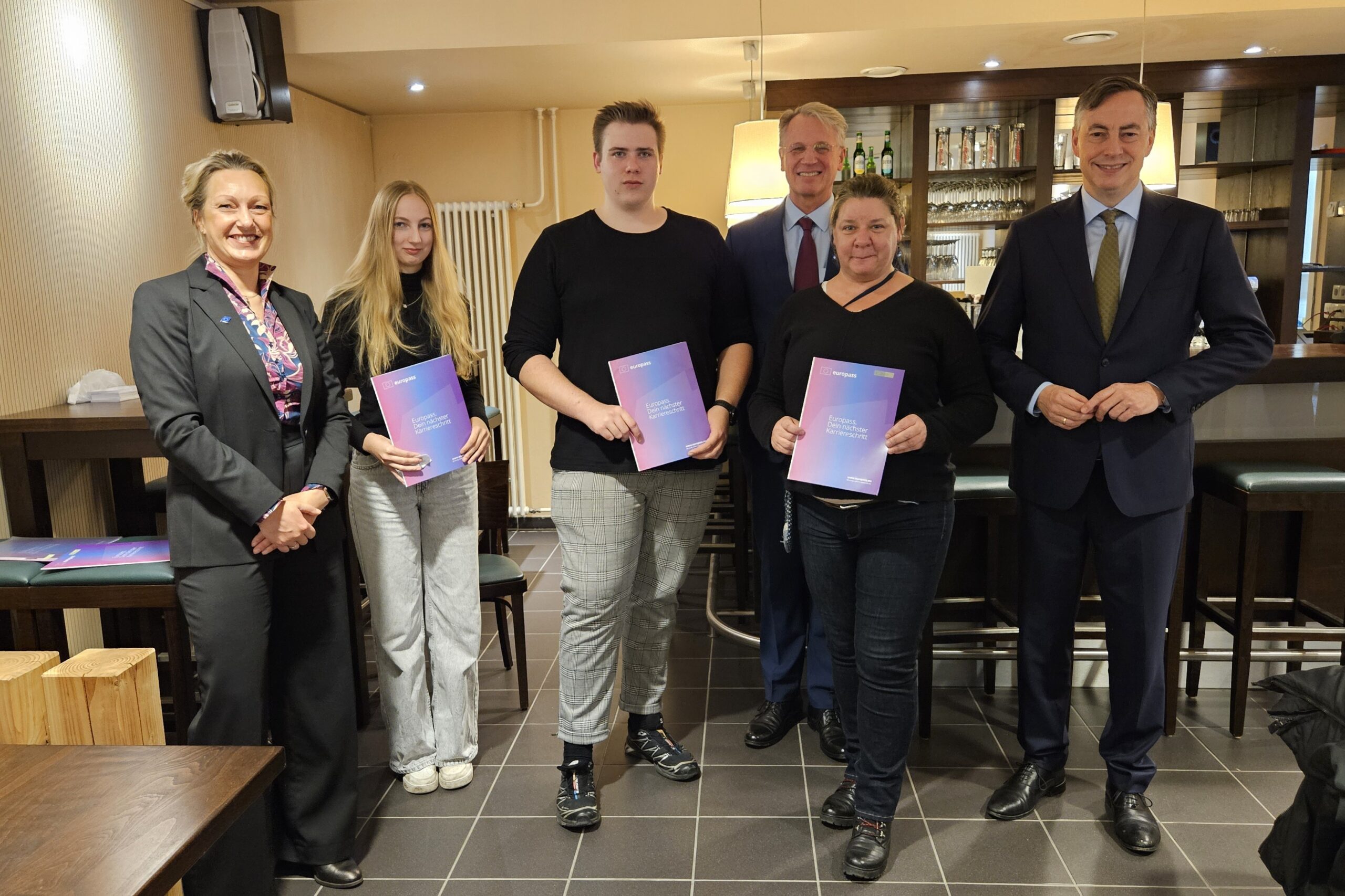 Übergabe der Europässe #1